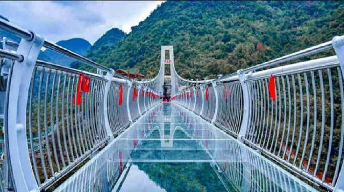 Indias first glass bridge is being built here in Uttarakhand 1 1 News Todayz उत्तराखंड में वहाँ बनेगा कांच का पुल जहाँ भगवान लक्ष्मण ने रस्सी से पार की थी नदी!