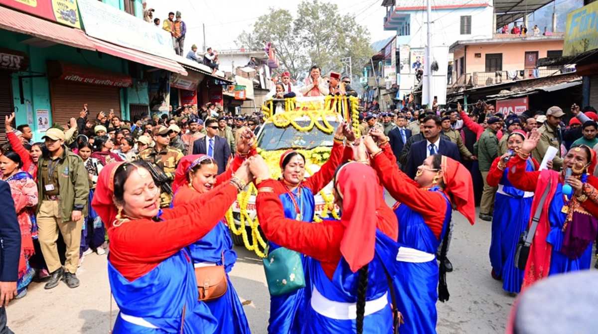 Nari Shakti Vandan Mahotsav celebrated here in Uttarakhand 1 1 News Todayz उत्तराखंड में नारी शक्ति वंदन महोत्सव में सीएम धामी का हुआ रोड शो, देखिए क्या रहा खास..