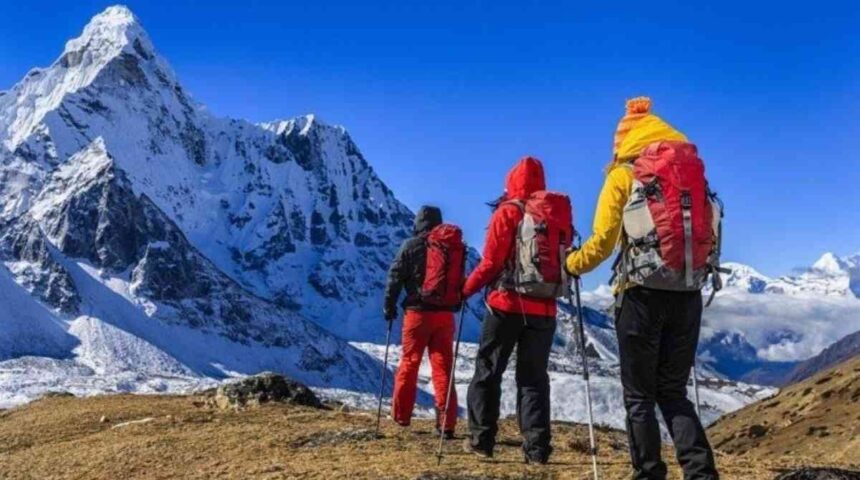 uttarkashi here tracking and mountaineering are banned News Todayz प्रदेश में ट्रैकिंग का नया नियम आया, देखे अब क्या होगा अनिवार्य…