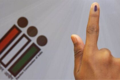 Lok Sabha Election 2024 These big instructions were given regarding voting News Todayz LokSabha Election 2024: मुख्य निर्वाचन अधिकारी ने मतदान से जुड़े दिए ये जरूरी निर्देश, ये रहेगी आयोग की तैयारी...