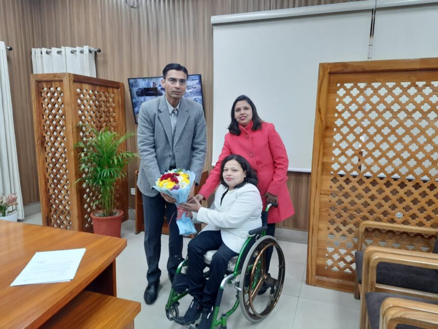 WhatsApp Image 2025 07 01 at 4.03.42 PM News Todayz मायाकुण्ड सामुदायिक केन्द्र अब नए रूवरूप में, डीएम ने प्रशासक रहते किये थे 43 लाख स्वीकृत