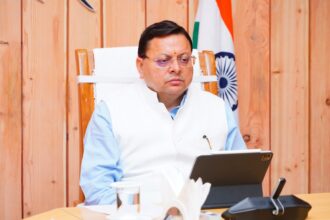 WhatsApp Image 2025 08 11 at 2.16.52 PM 1 scaled 1 News Todayz आपदा प्रवाहित क्षेत्रों में शीघ्र उपलब्ध करवाएं मूलभूत सुविधाएं: सीएम धामी