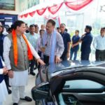 WhatsApp Image 2025 09 24 at 1.06.53 PM 768x512 1 News Todayz उत्तराखंड के मुख्यमंत्री धामी ने ‘स्वदेशी अपनाओ’ अभियान को बढ़ावा देने के लिए जीएसटी की नई दरों का किया प्रचार