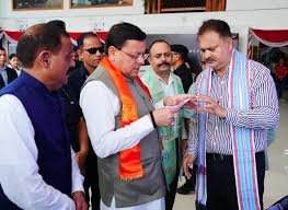 images 2025 09 24T182633.236 News Todayz व्यापारियों से मिले मुख्यमंत्री धामी, ‘स्वदेशी अपनाओ’ और सरल जीएसटी प्रणाली के फायदे गिनाए