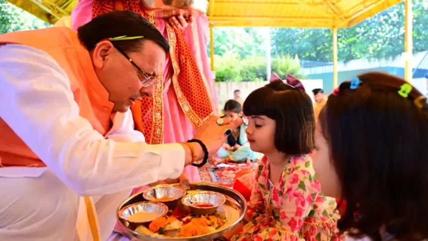 4915020 11102024 cm dhamo23813957 2 News Todayz मुख्यमंत्री पुष्कर सिंह धामी ने की नवरात्र की नवमी पर पूजा अर्चना