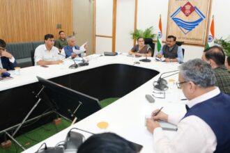 WhatsApp Image 2025 10 16 at 5.01.26 PM News Todayz डीरिग्यूलेशन एवं ईज ऑफ डूइंग बिज़नेस पर टास्क फोर्स ने की उत्तराखण्ड में प्रगति की समीक्षा