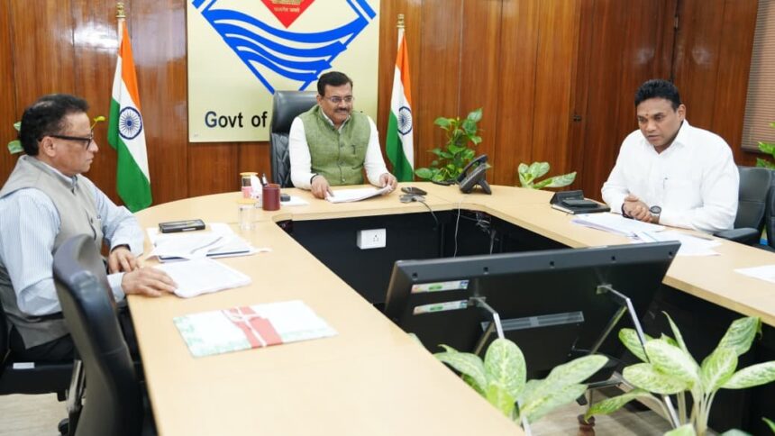 WhatsApp Image 2025 10 24 at 3.46.18 PM News Todayz सीएस ने ली नर्सिंग पाठ्यक्रम संचालन हेतु गठित एम्पावर्ड समिति की बैठक