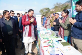 WhatsApp Image 2026 01 02 at 4.58.23 PM News Todayz मुख्यमंत्री ने ‘जन-जन की सरकार, जन-जन के द्वार‘ अभियान के तहत खैरीमान सिंह में आयोजित शिविर का किया निरीक्षण