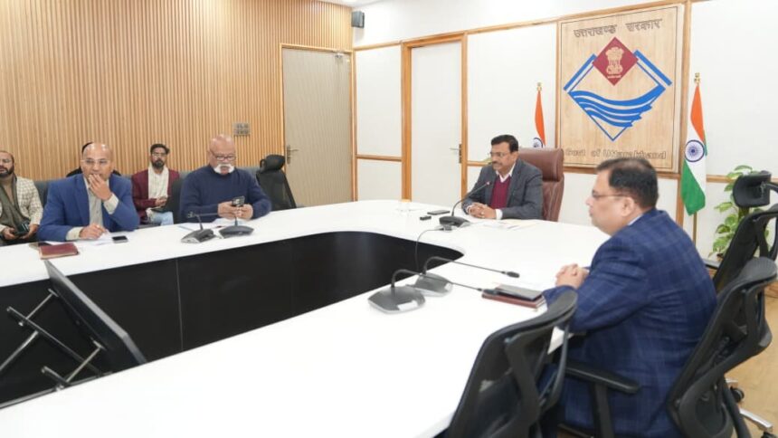 WhatsApp Image 2026 01 15 at 4.26.29 PM News Todayz मुख्य सचिव ने की प्रधानमंत्री द्वारा विभिन्न अवसरों पर शिलान्यास की गयी परियोजनाओं की प्रगति समीक्षा