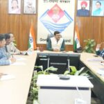 WhatsApp Image 2026 01 16 at 3.54.53 PM News Todayz मुख्य सचिव ने की प्रदेश में सेब, कीवी और ड्रैगनफ्रूट का उत्पादन बढ़ाए जाने को लेकर अधिकारियों से चर्चा 