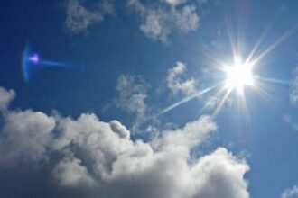 2025 3image 10 49 008317976weather News Todayz न्यूनतम तापमान 11.2 डिग्री दर्ज, शुष्क मौसम के साथ बदला राजधानी का मिजाज