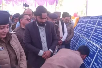 538c10d341b09a1b93648596475223dd News Todayz सपी कमलेश उपाध्याय ने सीसीटीवी कैमरों के लिए नगरपालिका टीम का जताया आभार