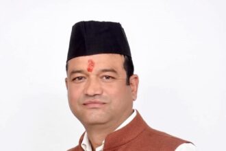 Saurabh Thapliyal News Todayz स्टिक कचरे से सड़क निर्माण की पहल और केदारपुरम में मुख्यमंत्री ने खोला आधुनिक योगा पार्क