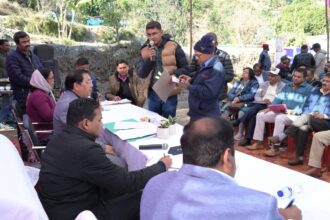 WhatsApp Image 2026 02 05 at 6.49.31 PM News Todayz प्रभारी सचिव डॉ. आर. राजेश कुमार का रुद्रप्रयाग जनपद दौरा