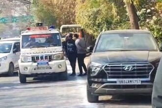 d 1 8 News Todayz संदिग्ध परिस्थितियों में मिला बैंकेट हाॅल स्वामी का शव