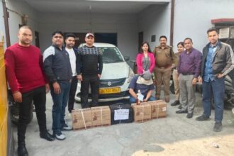 d 2 5 News Todayz अवैध अंग्रेजी शराब की पांच पेटियों के साथ शातिर गिरफ्तार