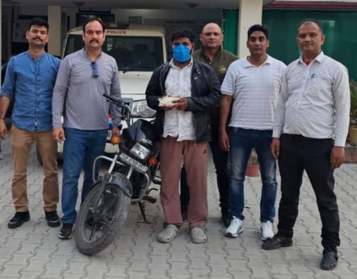 d 1 5 News Todayz बड़ी कार्यवाहीः 144 हेरोइन के साथ नशा तस्कर गिरफ्तार