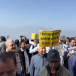 d 2 scaled 1 News Todayz सत्र की आवधि बढ़ाने की मांग को लेकर कांग्रेस विधायकों ने किया प्रदर्शन