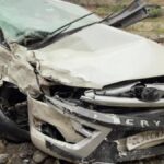 d 3 7 News Todayz गहरी खाई में गिरी कार,तीन की मौत