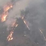 d 4 2 News Todayz थराली के जंगलों में लगी भीषण आग, आग बुझाने में वन विभाग के छूट रहे पसीने