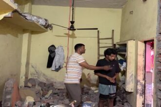 d 5 8 News Todayz गैस सिलेंडर फटा,चार झुलसे