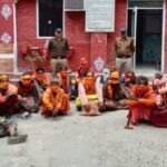 d 6 2 News Todayz ऑपरेशन कालनेमिः 16 बहरूपिये गिरफ्तार