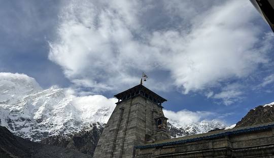 kedarnath News Todayz दो सौ सीसीटीवी कैमरों से होगी बाबा केदारनाथ यात्रा की निगरानी, 14 एसओएस प्वाइंट सक्रिय