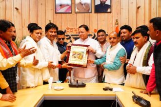 WhatsApp Image 2026 04 12 at 5.59.39 PM News Todayz चारधाम में यात्रियों की संख्या सीमित न करने के राज्य सरकार के निर्णय का स्वागत