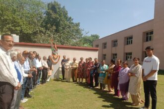 d 3 News Todayz स्वतंत्रता संग्राम सेनानियों को किए भावपूर्ण श्रद्धा सुमन अर्पित