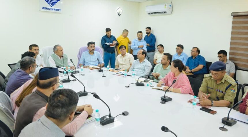 WhatsApp Image 2026 07 22 at 6.52.52 PM News Todayz आपदा तैयारी को लेकर राज्य आपदा प्रबंधन सलाहकार समिति के उपाध्यक्ष ने की समीक्षा, अधिकारियों को दिए आवश्यक दिशा-निर्देश
