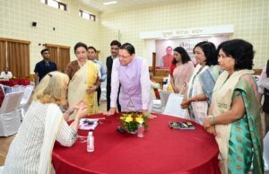 CM Photo 15 dt. 26 July 2026 300x194 1 News Todayz मुख्यमंत्री ने मुख्य सेवक सदन में लेखकों एवं साहित्यकारों से किया संवाद