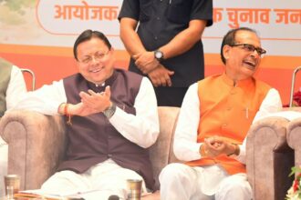 WhatsApp Image 2026 08 23 at 4.52.14 PM News Todayz हरिद्वार में संत समागम में ‘एक राष्ट्र-एक चुनाव’ पर संवाद में केंद्रीय मंत्री शिवराज सिंह चौहान और मुख्यमंत्री पुष्कर सिंह धामी ने की सहभागिता