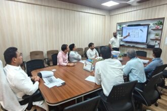 WhatsApp Image 2026 08 24 at 7.33.24 PM News Todayz मास्टर प्लान से अवैध निर्माण तक सचिव आवास ने की समीक्षा, अधिकारियों को दिए जरूरी दिशा-निर्देश