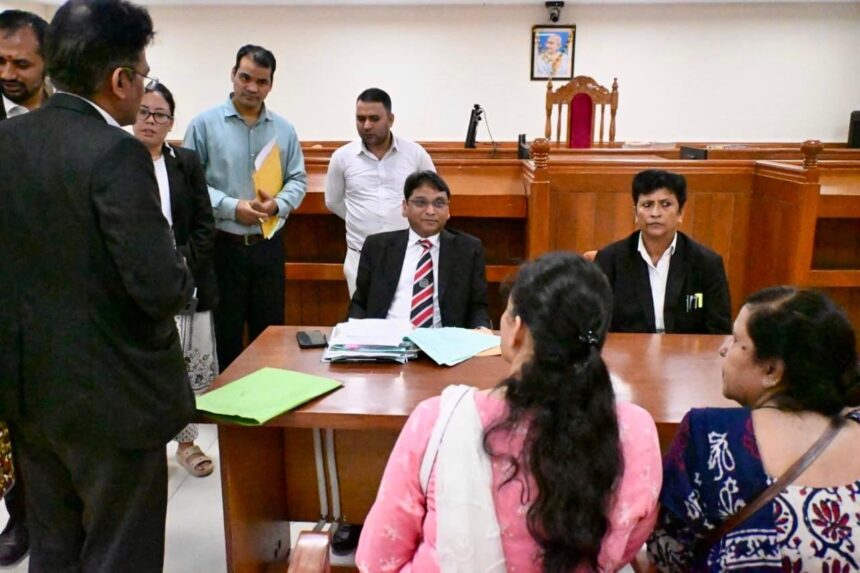 12 j News Todayz देहरादून में एक ही दिन में राष्ट्रीय लोक अदालत में 11,565 मामलों का हुआ निस्तारण  