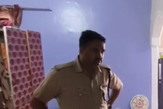 d 1 3 News Todayz परिवार को बंधक बनाकर आभूषण और नकदी लूटी