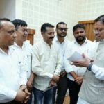 d 10 4 News Todayz मुख्यमंत्री ने मुख्य सेवक सदन में प्रदेश के विभिन्न क्षेत्रों से आए लोगों की समस्याएं सुनीं