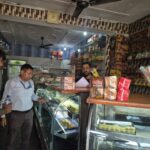 26 d News Todayz मिठाई की ट्रे पर निर्माण और एक्सपायरी डेट लिखना अनिवार्य, खाद्य विभाग ने की 27 दुकानों पर जांच